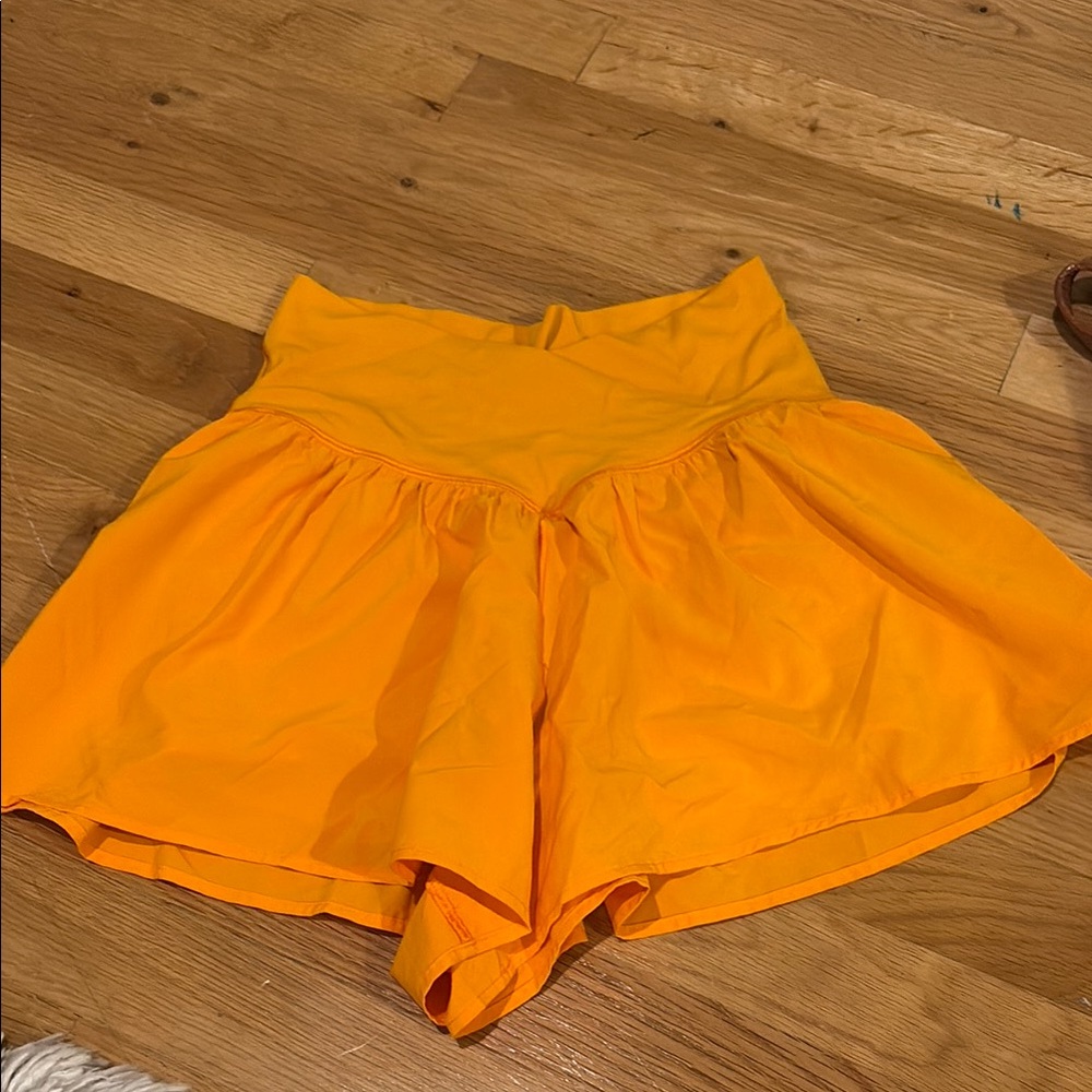 Aerie Women’s High Waist Orange Shorts Lightweight Elastic Size S